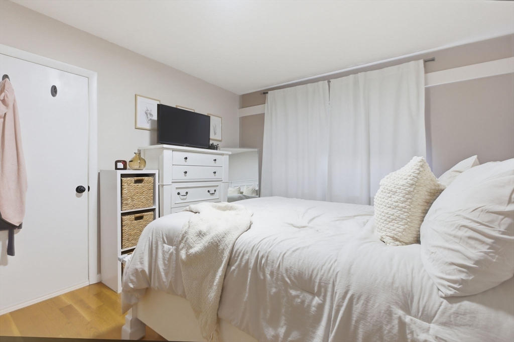 545 Adams Street, Unit 12 Boston, MA 02122 - Photo 11 of 23