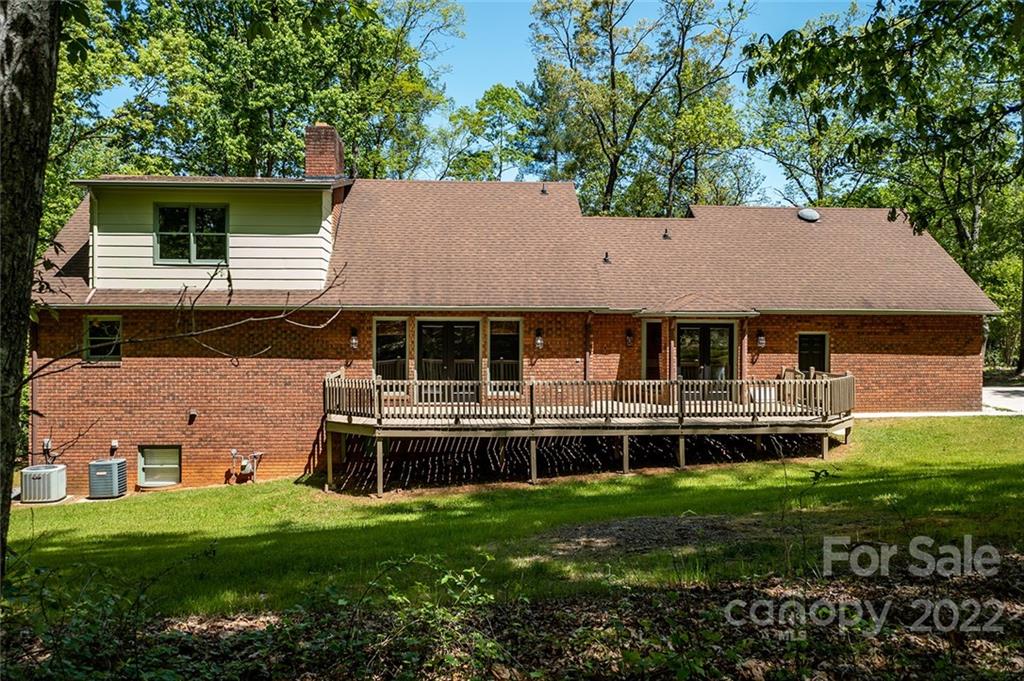 211 Westwood Drive Morganton, NC 28655 - Photo 28 of 43 a aerial view of a house with a yard table and chairs