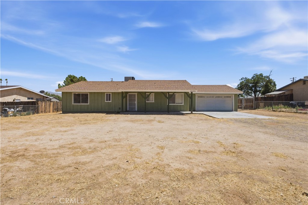 21021 Geronimo Road Apple Valley, CA 92308 - Photo 1 of 37