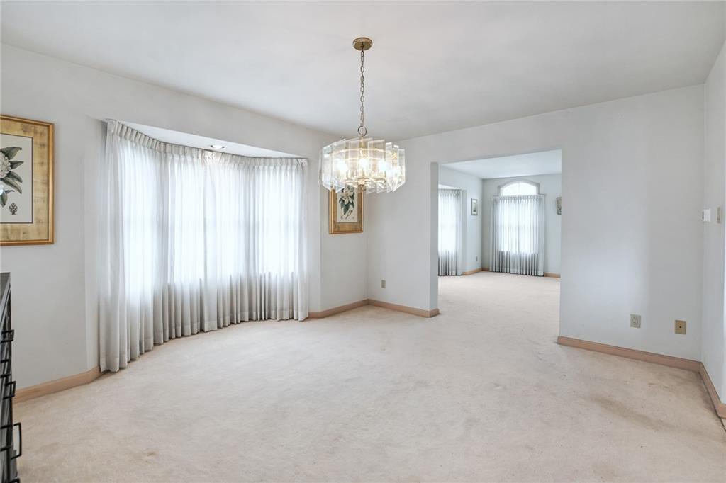 271 Pinkerton Road Wexford, PA 15090 - Photo 4 of 25 Gallery Image 4