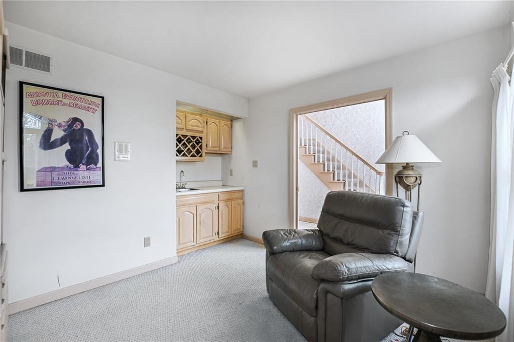 271 Pinkerton Road Wexford, PA 15090 - Photo 5 of 25 Gallery Image 5
