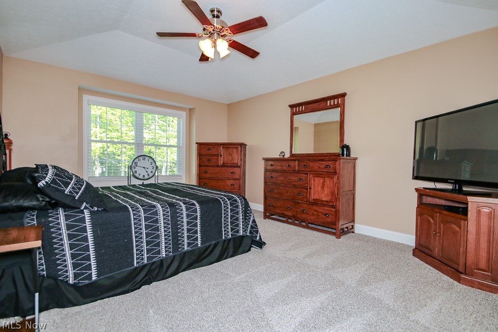 3991 North Myers Road Geneva, OH 44041 - Photo 27 of 43 Owners Suite Bedroom