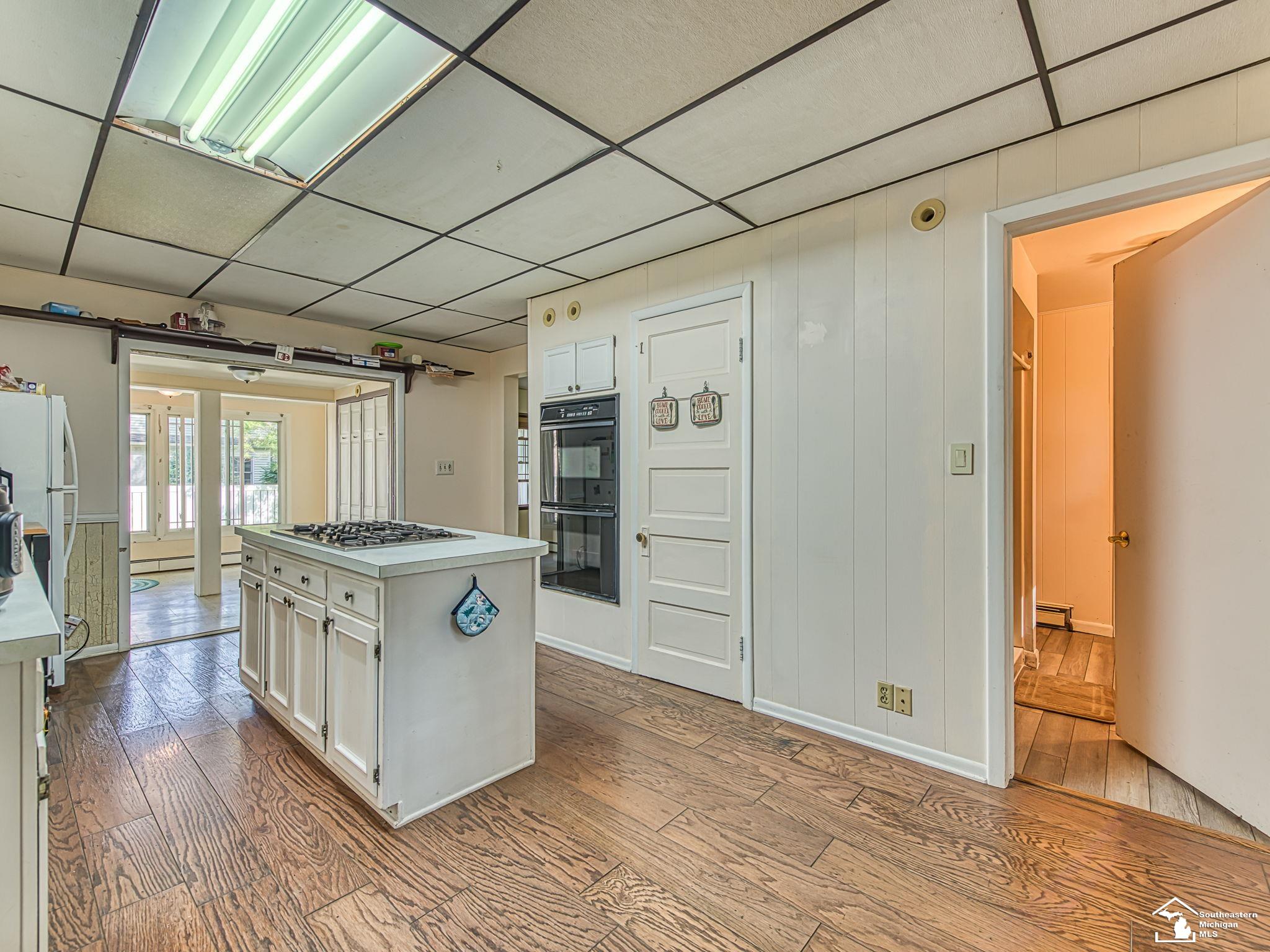 1660 West Sterns Road Temperance, MI 48182 - Photo 8 of 42