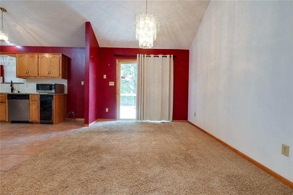 1211 North Davis Road Independence, MO 64056 - Photo 5 of 33