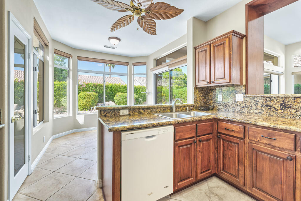 78326 Moongold Road Palm Desert, CA 92211 - Photo 7 of 30 #10