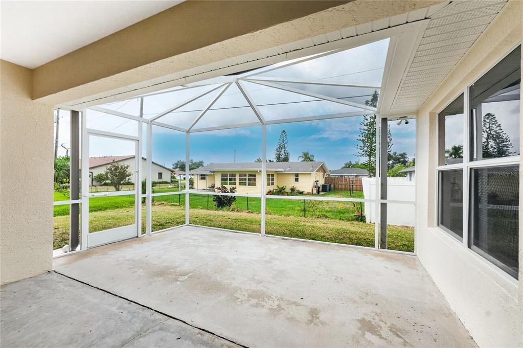264 Periwinkle Road Venice, FL 34293 - Photo 3 of 56