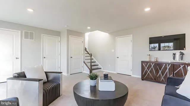 $4,200 | 9 Sister's Farmstead Road, Mount Laurel, NJ 08054