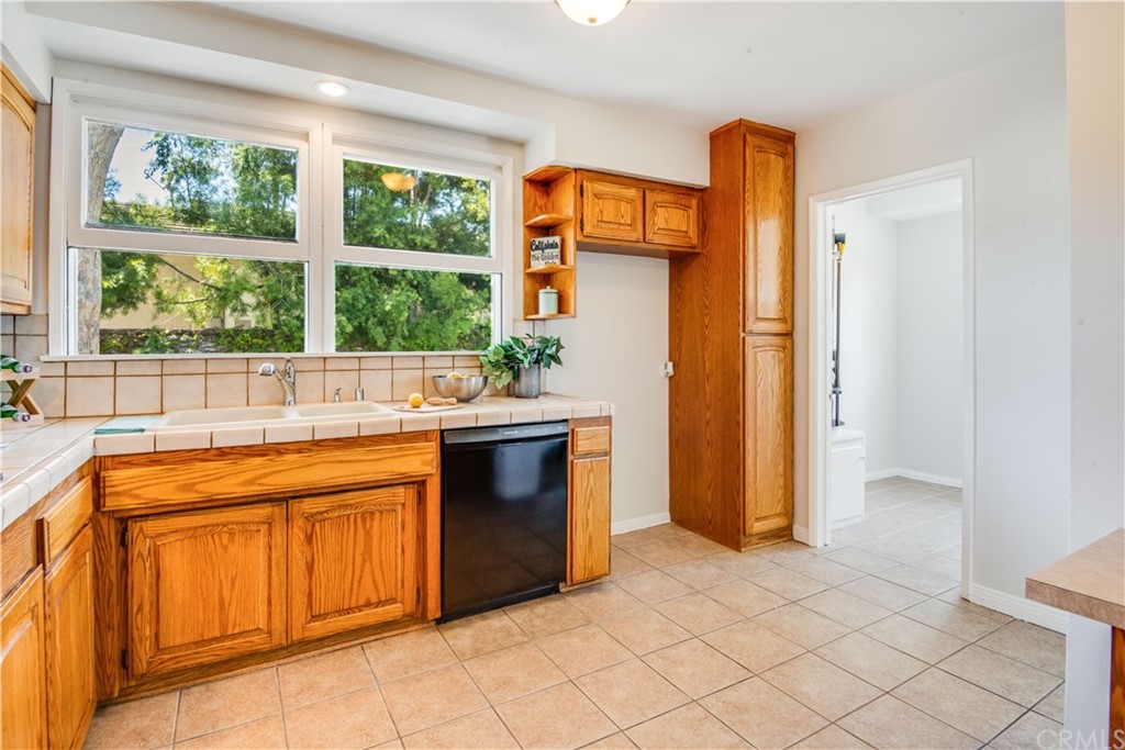 27 Ranchview Road Rolling Hills Estates, CA 90274 - Photo 15 of 21