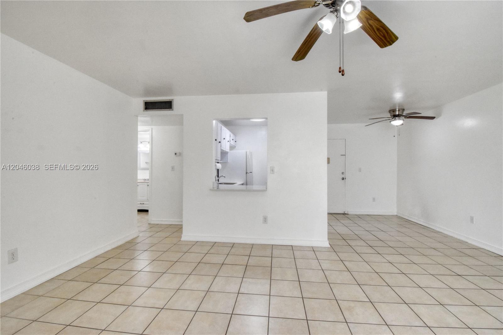 10387 North Kendall Drive, Unit R2 Miami, FL 33176 - Photo 6 of 12