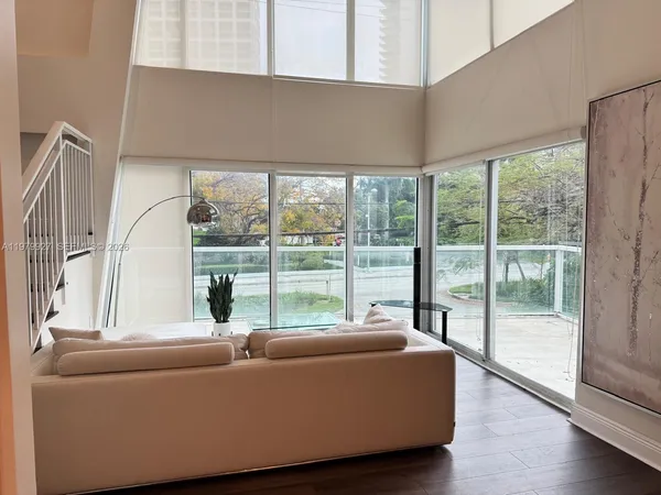 $2,900 | 1528 Brickell Avenue, Unit 101, Miami, FL 33129