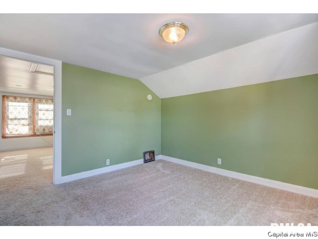 2052 North 5th Street Springfield, IL 62702 - Photo 23 of 36