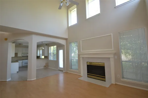 $2,450 | 15406 Amesbury Lane, Sugar Land, TX 77478