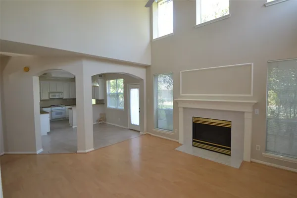 $2,450 | 15406 Amesbury Lane, Sugar Land, TX 77478