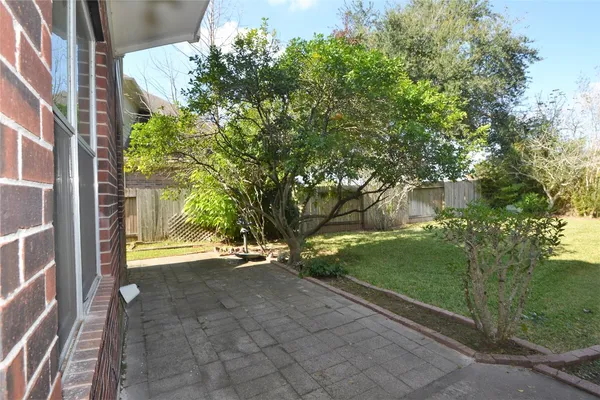 $2,450 | 15406 Amesbury Lane, Sugar Land, TX 77478