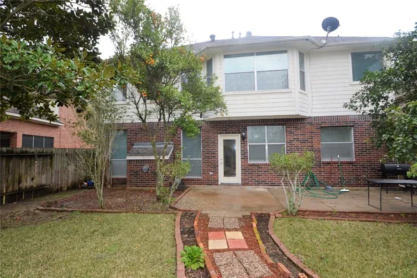 $2,450 | 15406 Amesbury Lane, Sugar Land, TX 77478