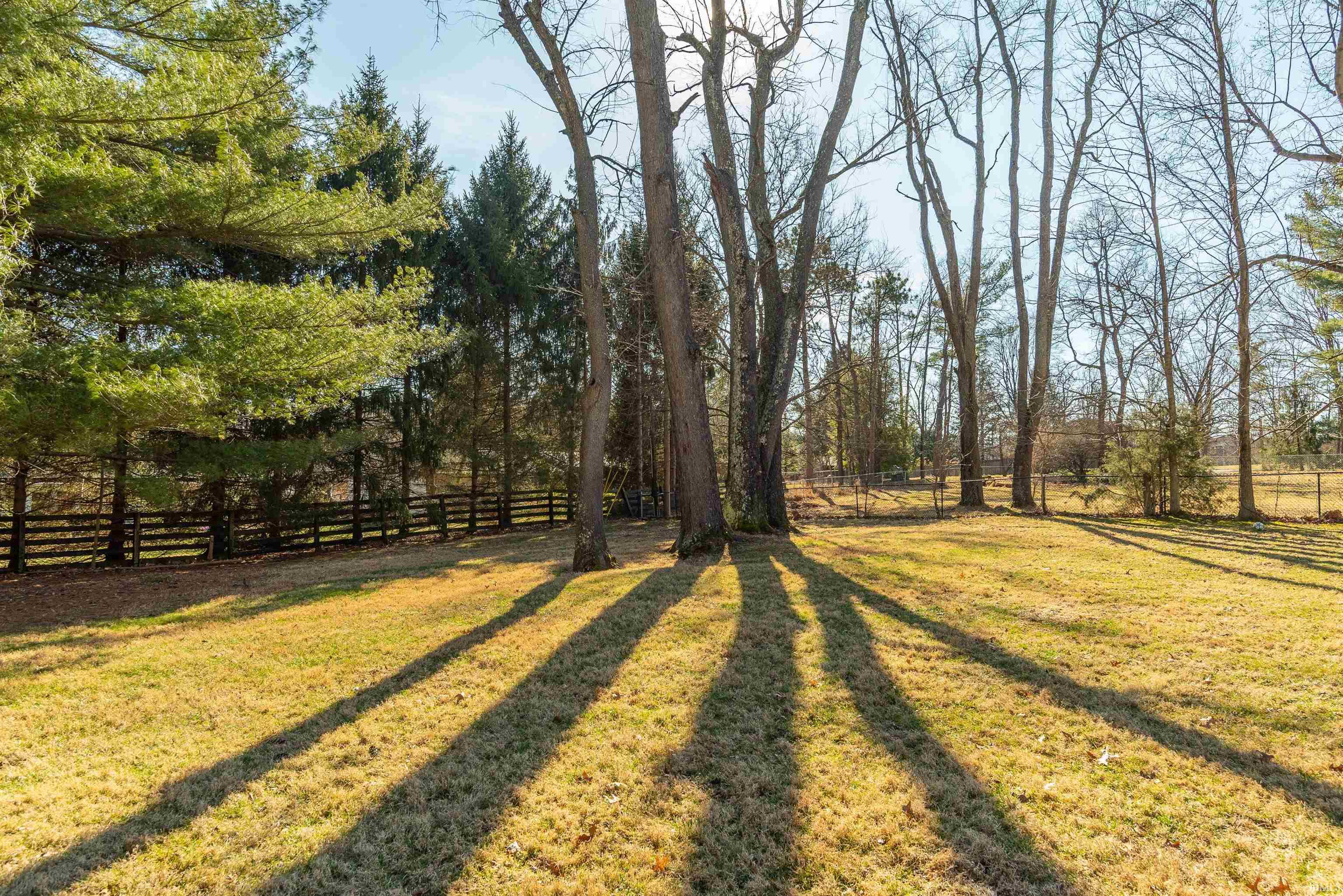 1407 Winfield Road Bloomington, IN 47401 - Photo 22 of 35