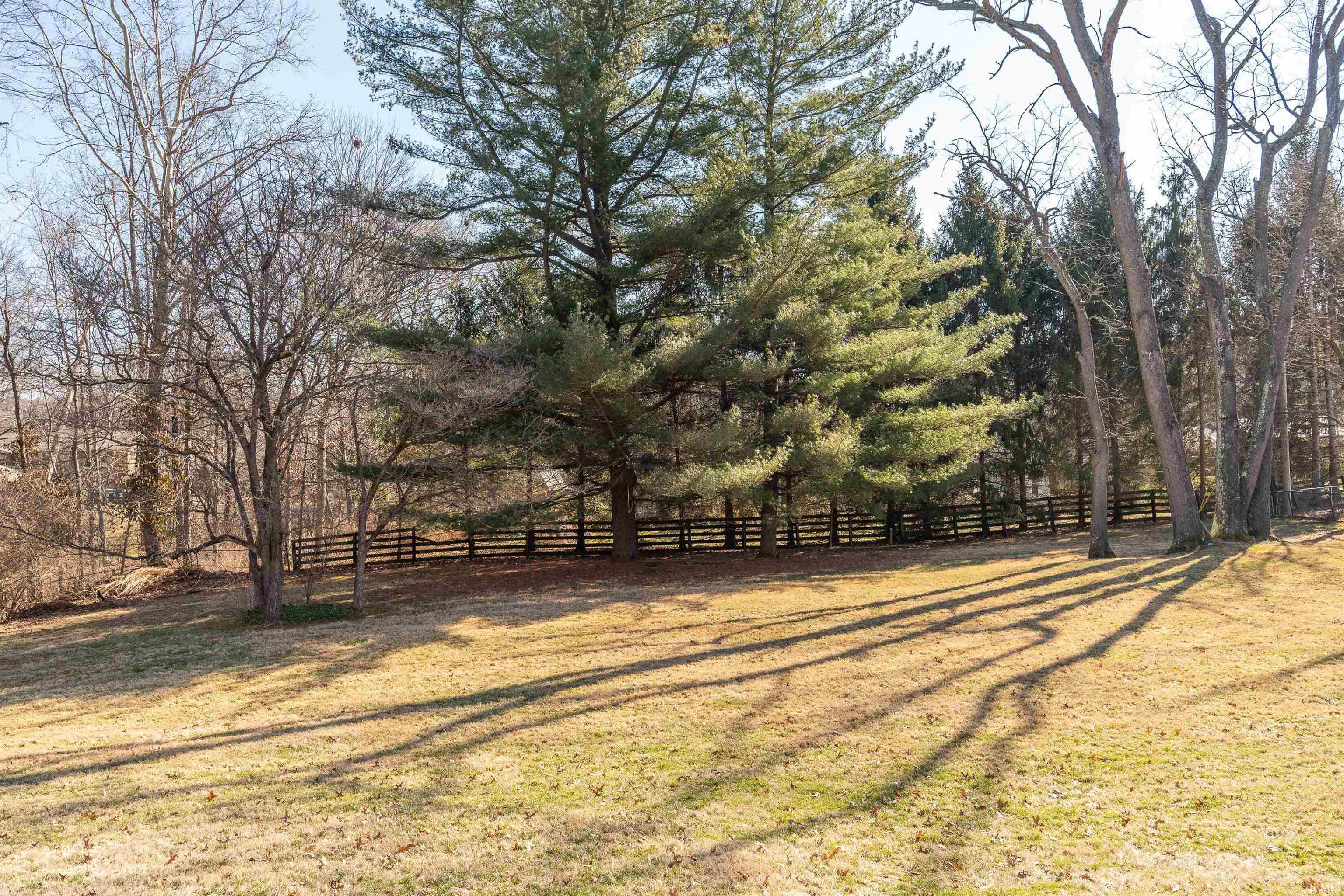 1407 Winfield Road Bloomington, IN 47401 - Photo 23 of 35