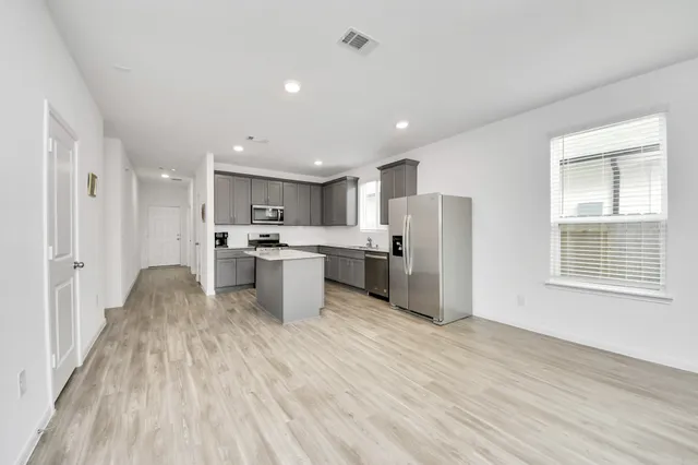 $2,350 | 26128 Brahman Drive, Magnolia, TX 77355