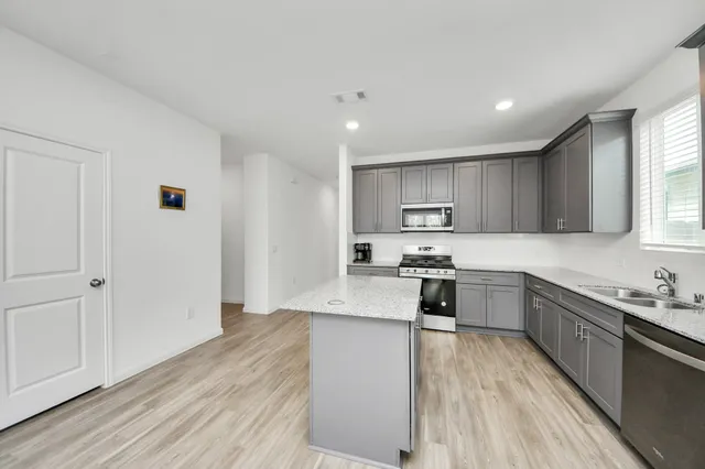 $2,350 | 26128 Brahman Drive, Magnolia, TX 77355