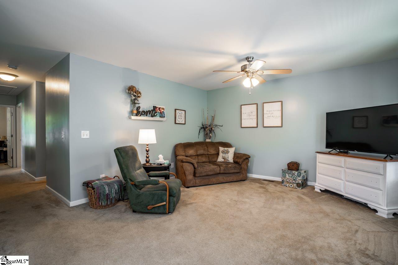 116 4th Street Fountain Inn, SC 29644 - Photo 6 of 26