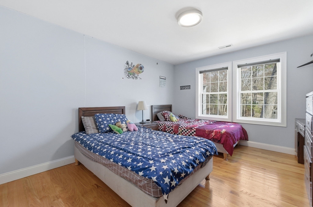 1295 Main Street Reading, MA 01867 - Photo 25 of 42