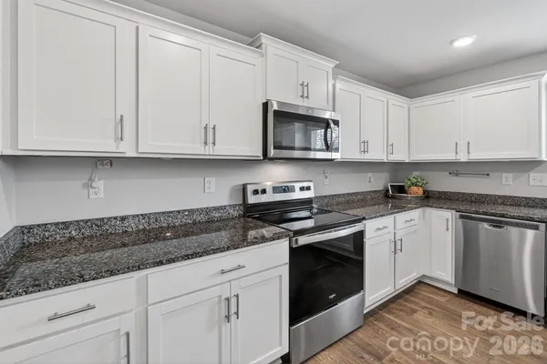 $365,000 | 405 Bennington Drive, Stanley, NC 28164