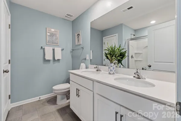 $365,000 | 405 Bennington Drive, Stanley, NC 28164