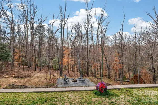$365,000 | 405 Bennington Drive, Stanley, NC 28164
