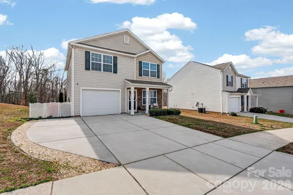 $365,000 | 405 Bennington Drive, Stanley, NC 28164