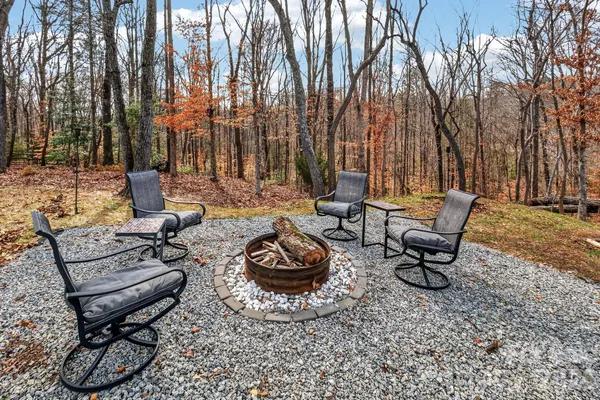 $365,000 | 405 Bennington Drive, Stanley, NC 28164