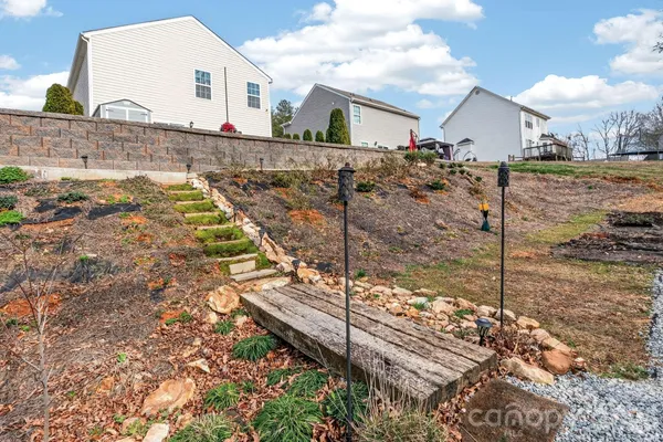 $365,000 | 405 Bennington Drive, Stanley, NC 28164