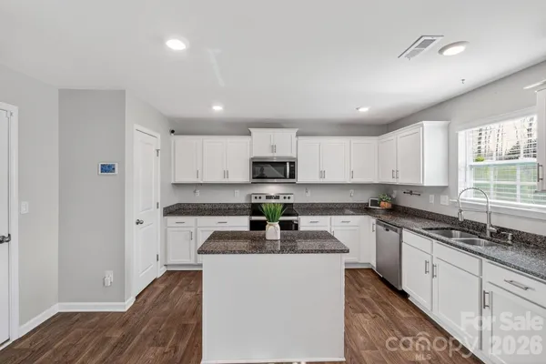 $365,000 | 405 Bennington Drive, Stanley, NC 28164