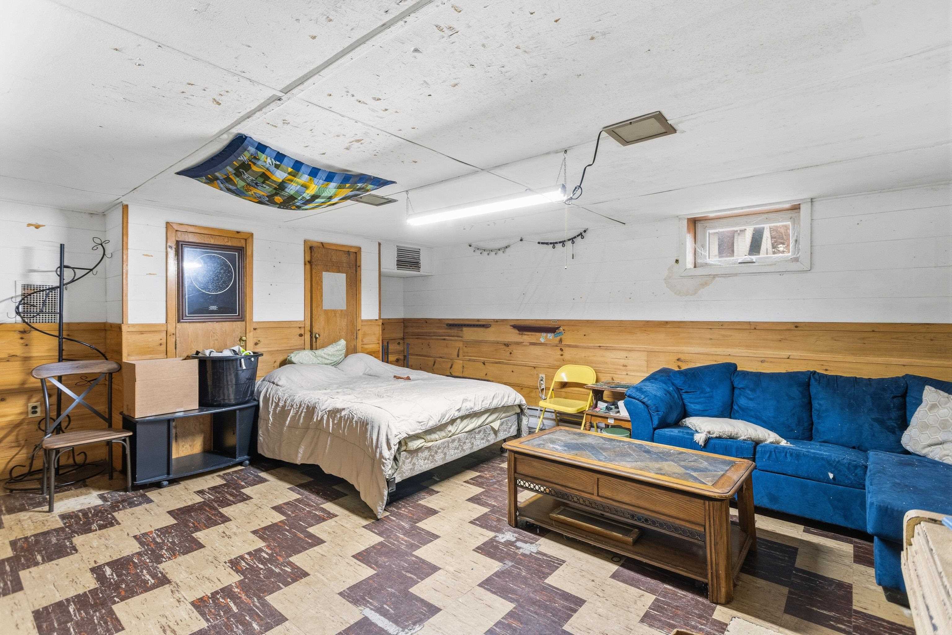 222 Biron Street Manchester, NH 03102 - Photo 36 of 51