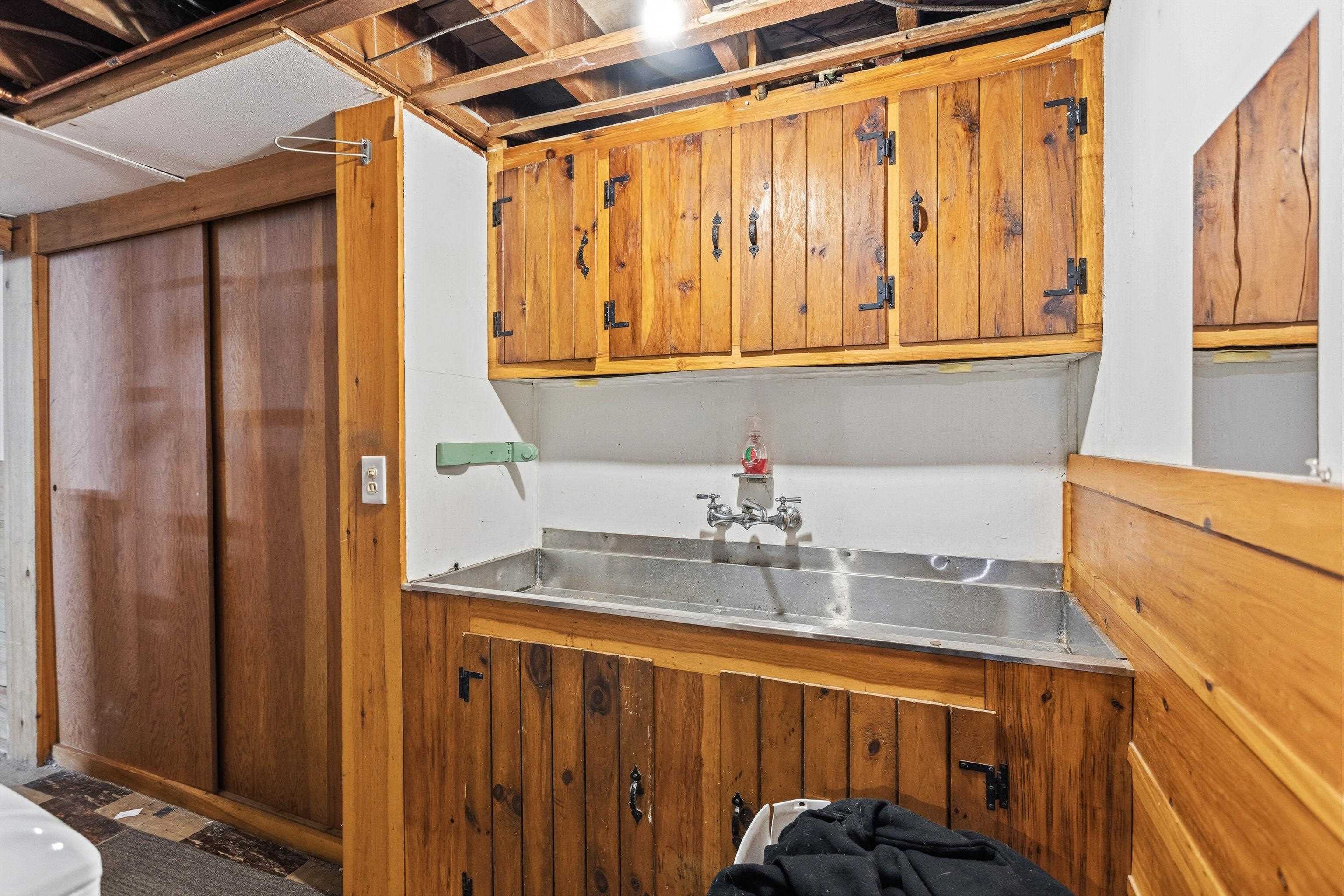 222 Biron Street Manchester, NH 03102 - Photo 41 of 51