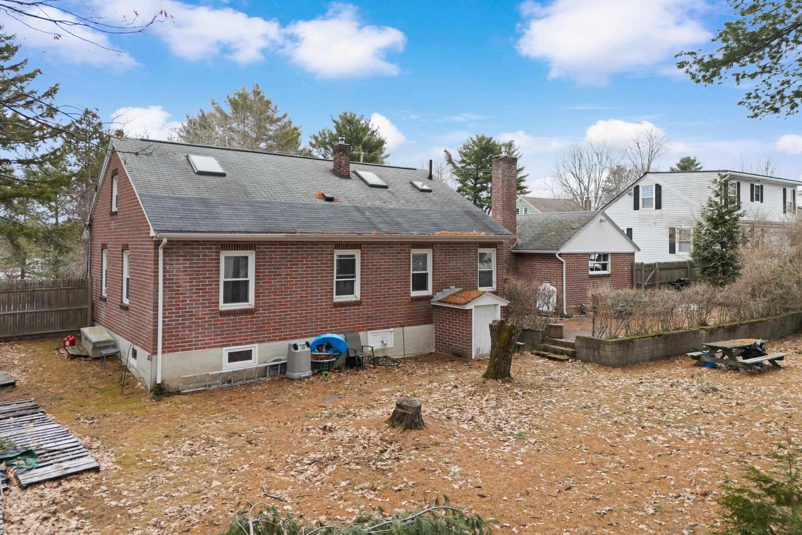 222 Biron Street Manchester, NH 03102 - Photo 45 of 51