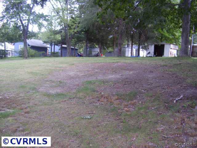 6409 Holborn Road Richmond, VA 23224 - Photo 8 of 8 Other - Huge Fenced-In Back Yard.