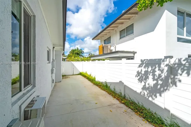 $849,000 | 2430 Key Largo Lane, Fort Lauderdale, FL 33312
