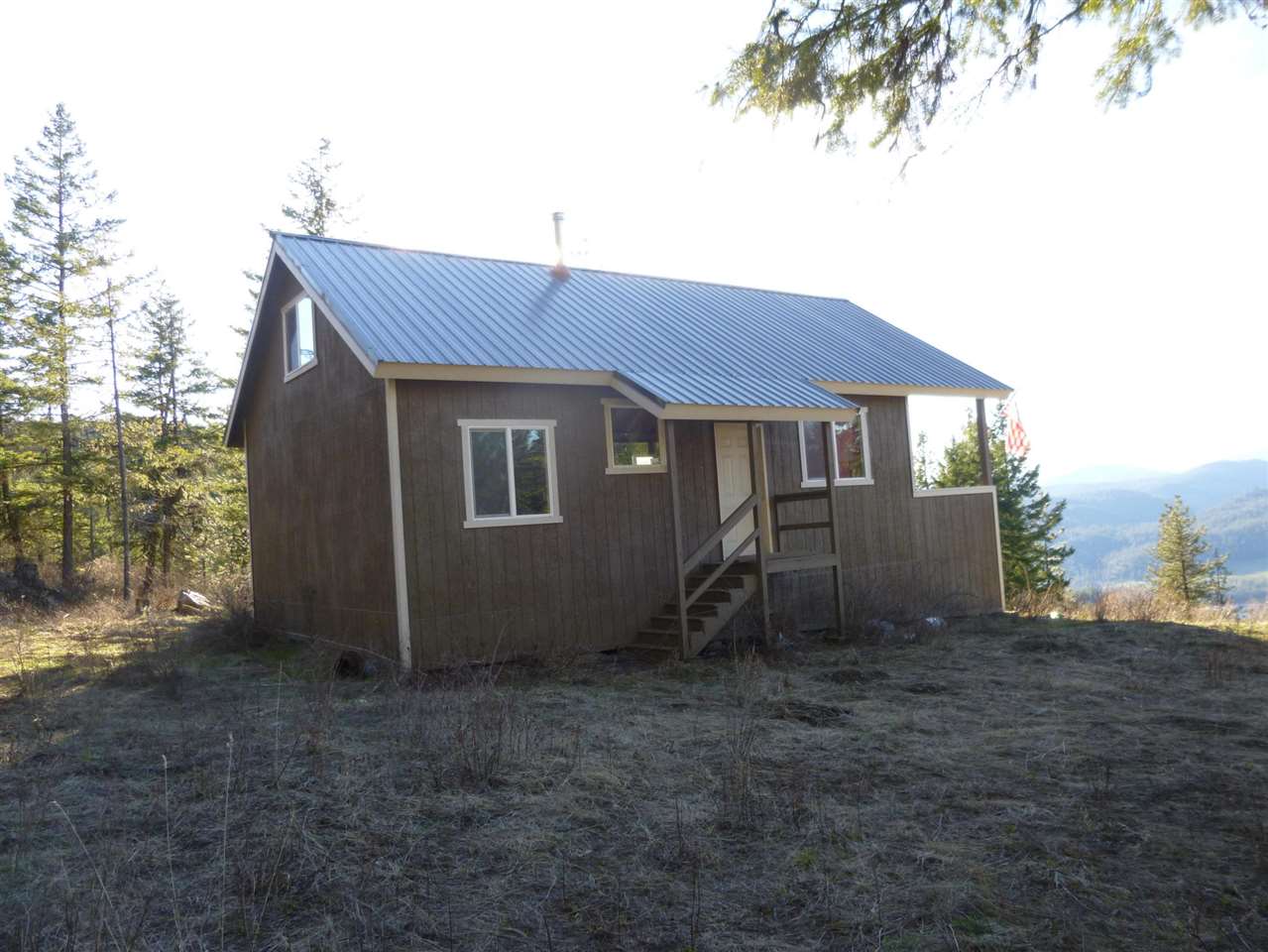 4070 Bissell Road Hunters, WA 99137 - Photo 3 of 20