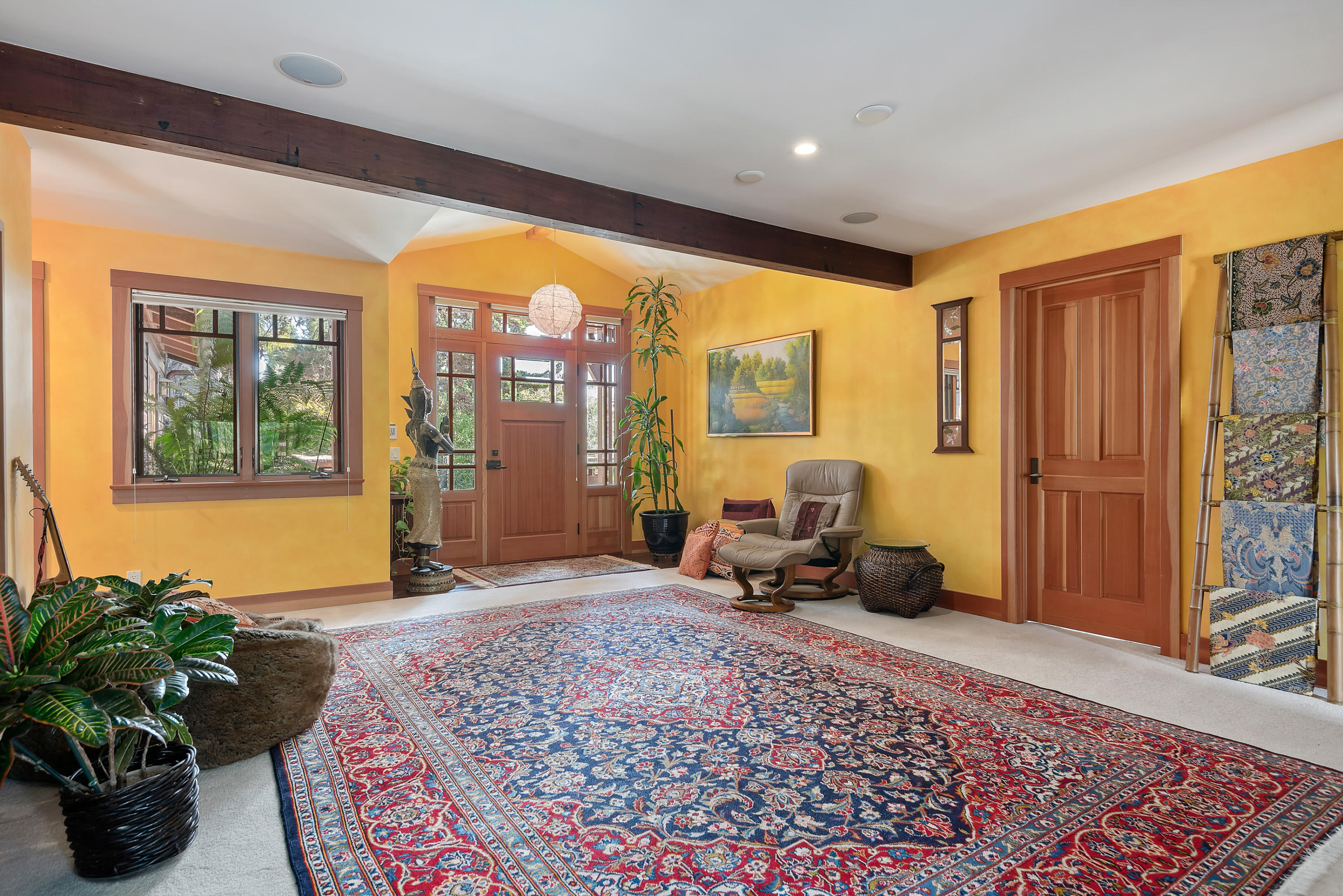 209 Mohawk Road Santa Barbara, CA 93109 - Photo 18 of 50 Living Room view #2