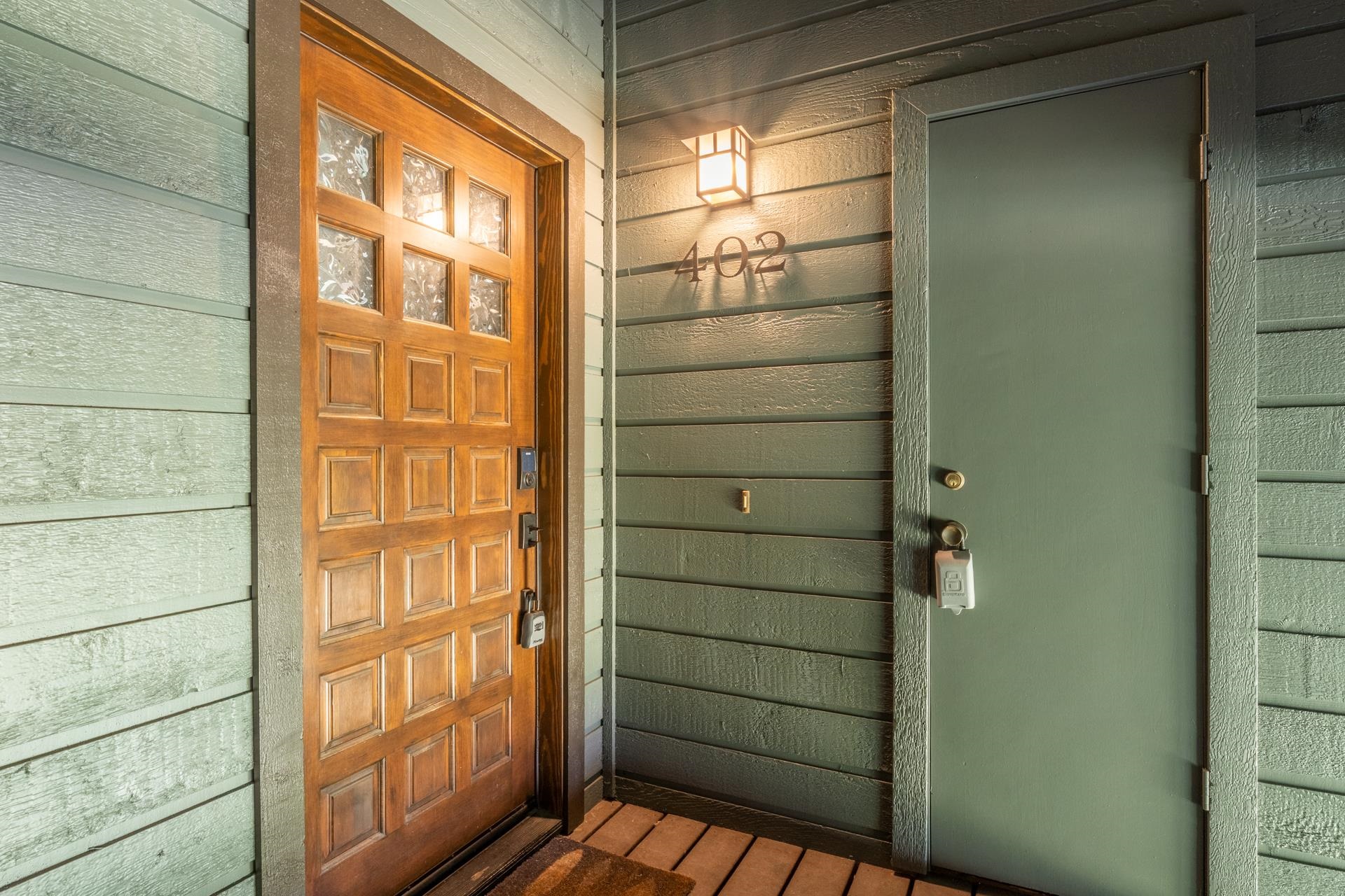 402 Snowcreek Road, Unit 402 Mammoth Lakes, CA 93546 - Photo 35 of 47 a view of entry gate