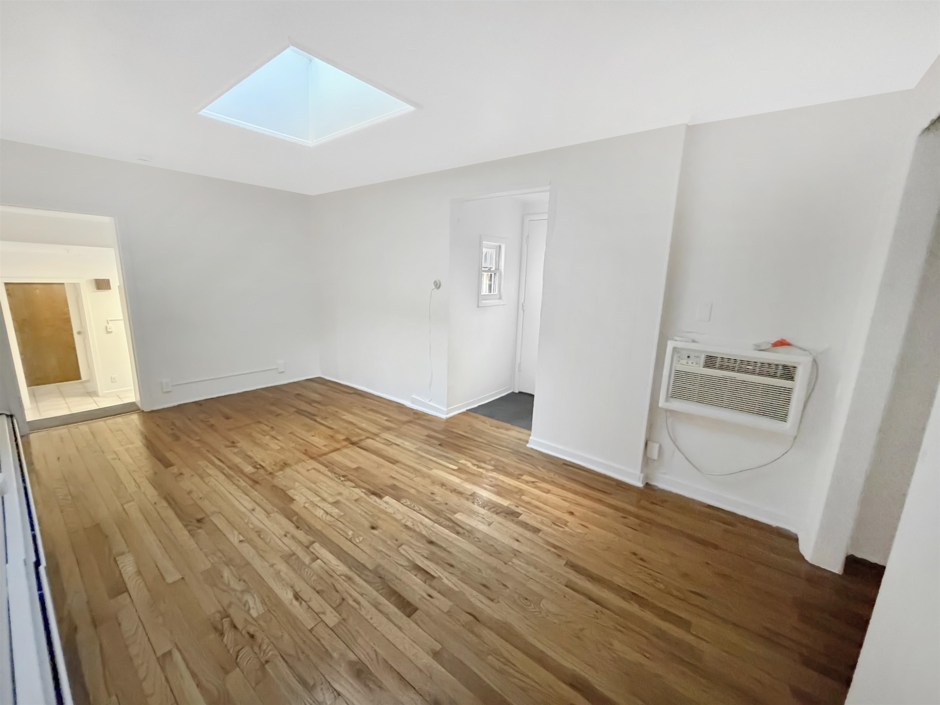 527 Washington Street, Unit 1 Hoboken, NJ 07030 - Photo 4 of 9