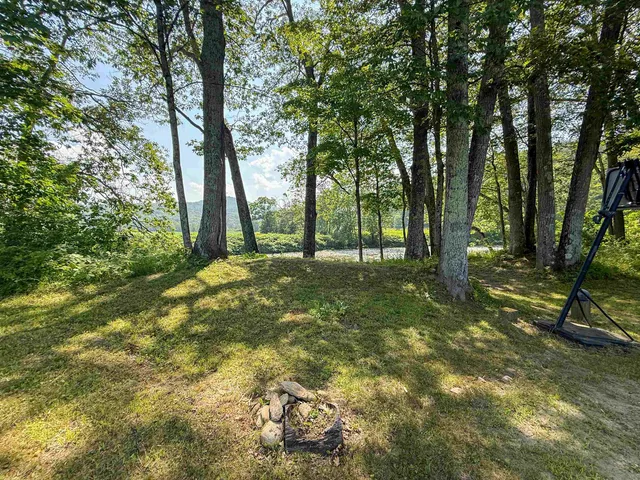 $72,999 | 185 Riverbend Way, Woodstock, VT 05091