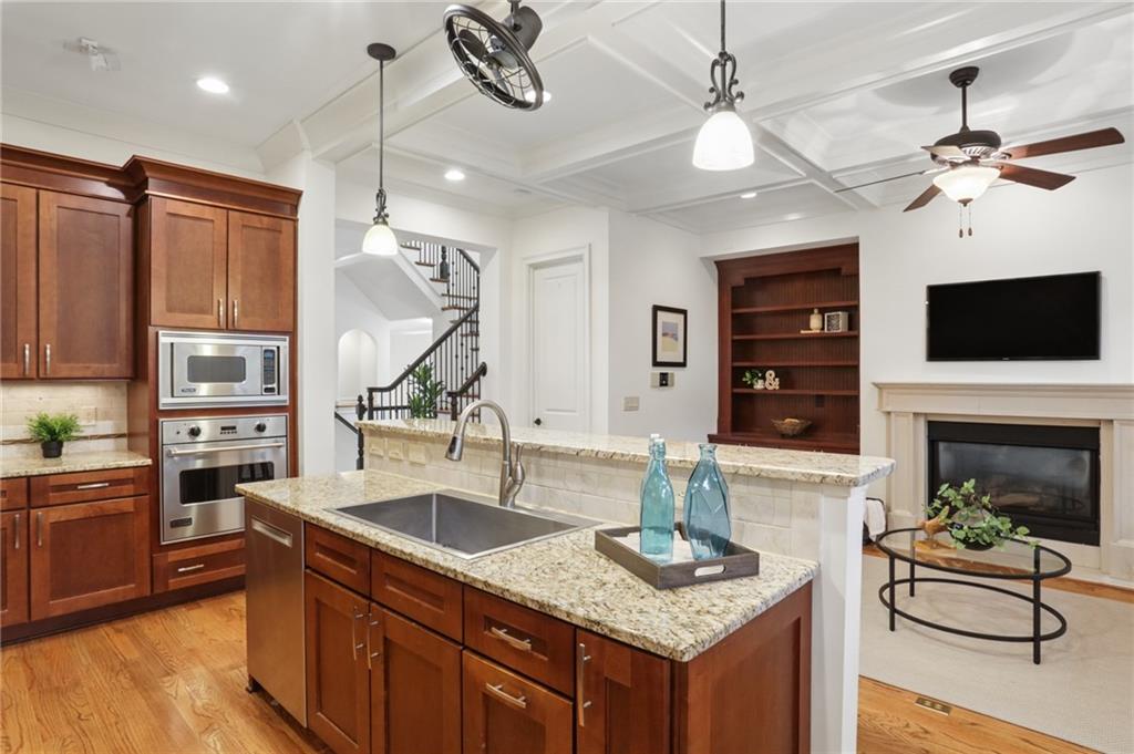 12 Candler Grove Drive Decatur, GA 30030 - Photo 12 of 30 Gallery Image 12