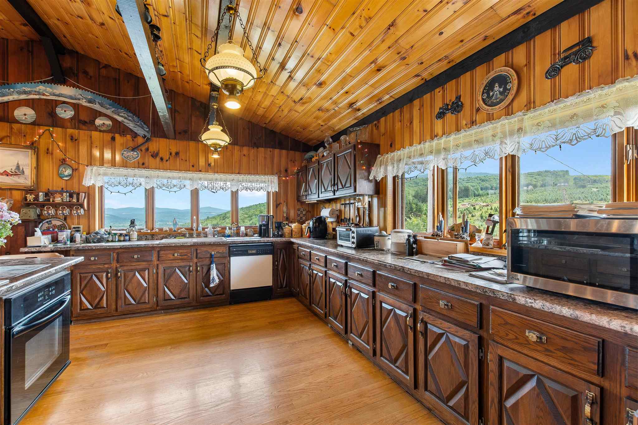 978 Todd Hill Road Canaan, VT 05903 - Photo 4 of 40