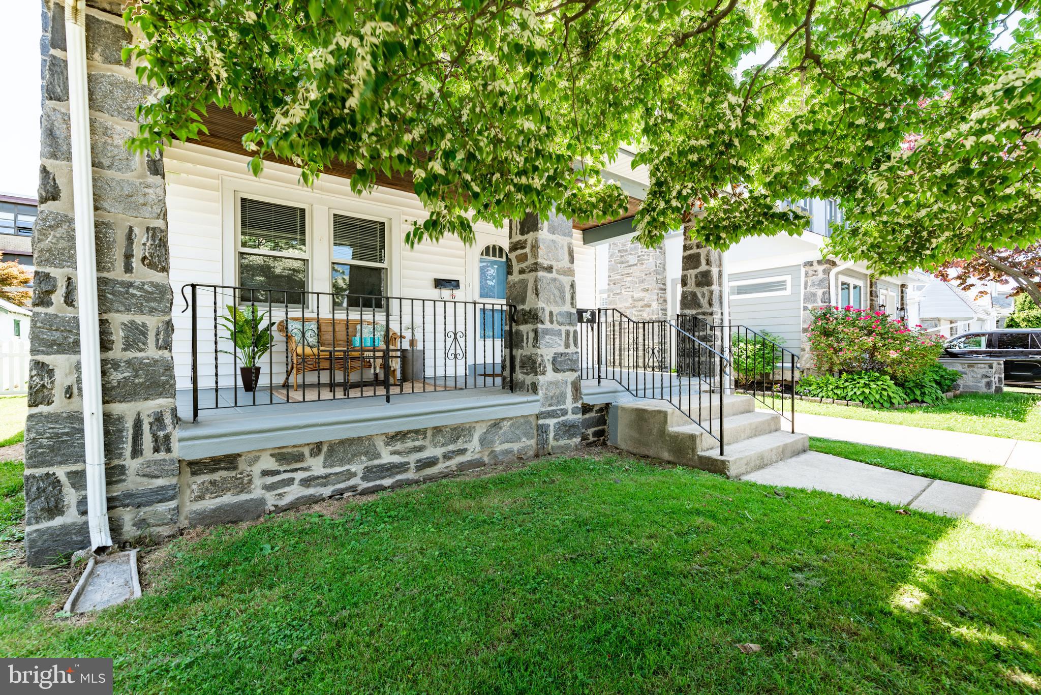 20 Shelbourne Road Havertown, PA 19083 - Photo 1 of 35