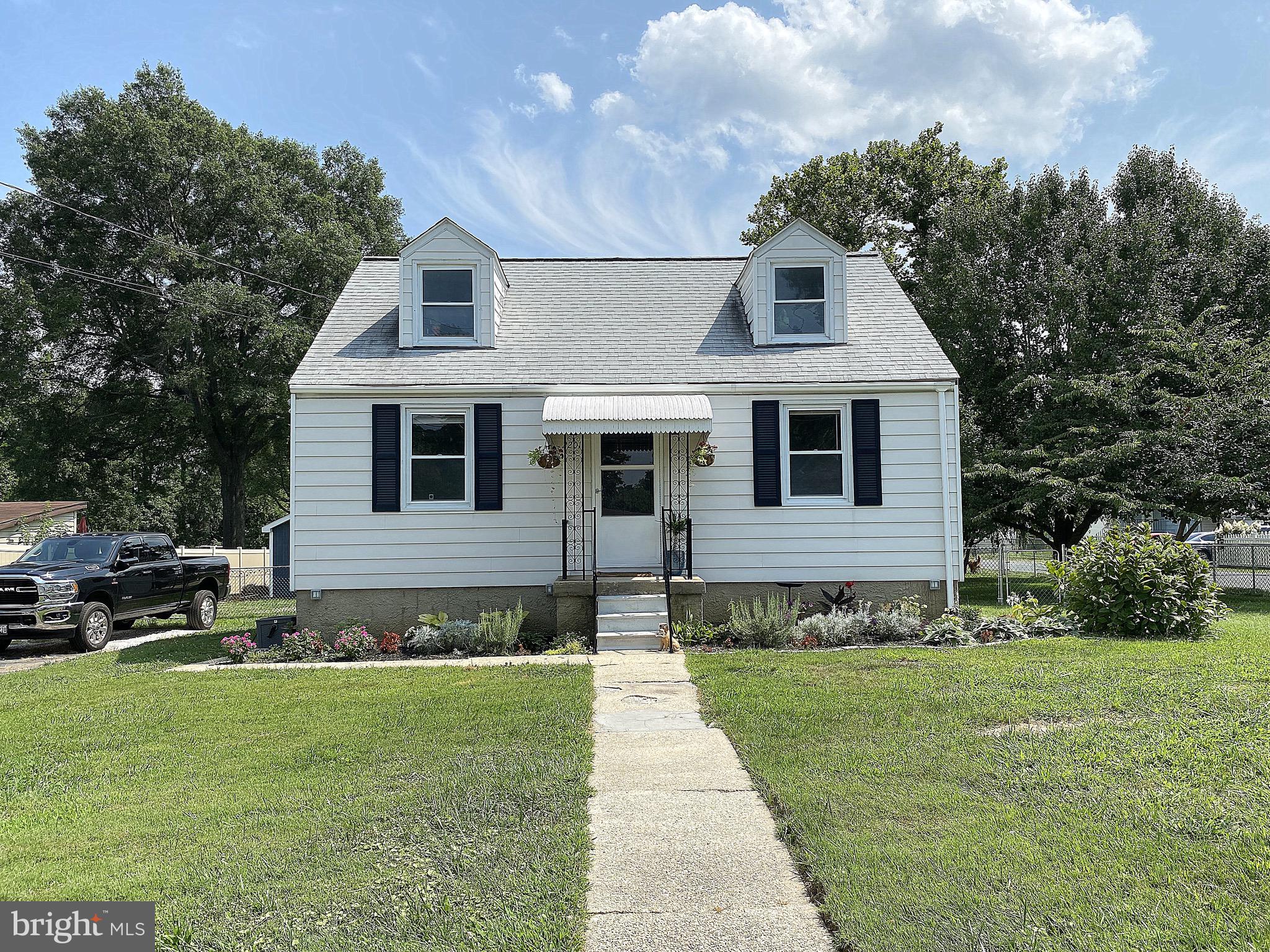 2201 Middleborough Road Essex, MD 21221 - Photo 1 of 77 Gallery Image 1