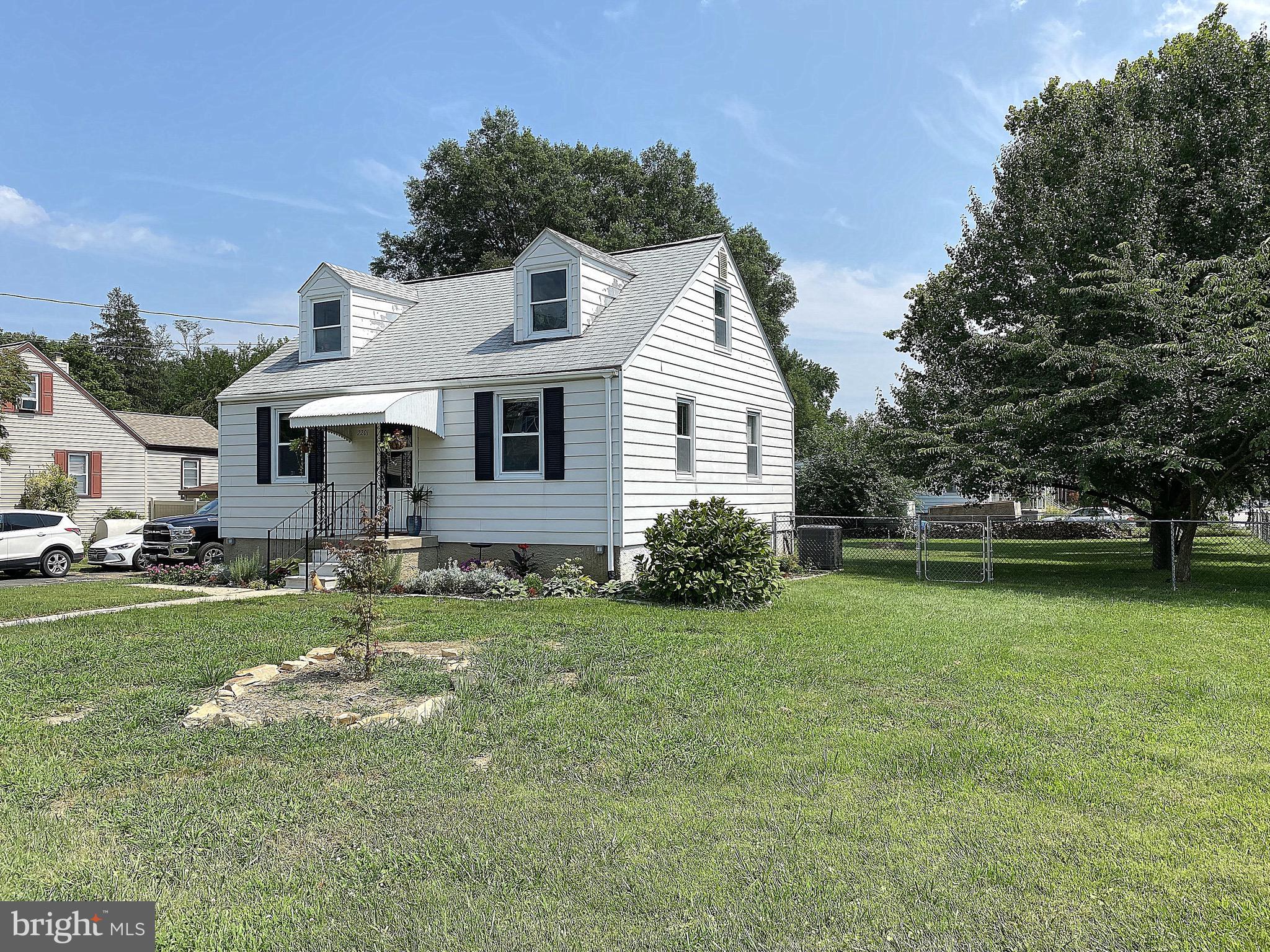 2201 Middleborough Road Essex, MD 21221 - Photo 3 of 77 Gallery Image 3