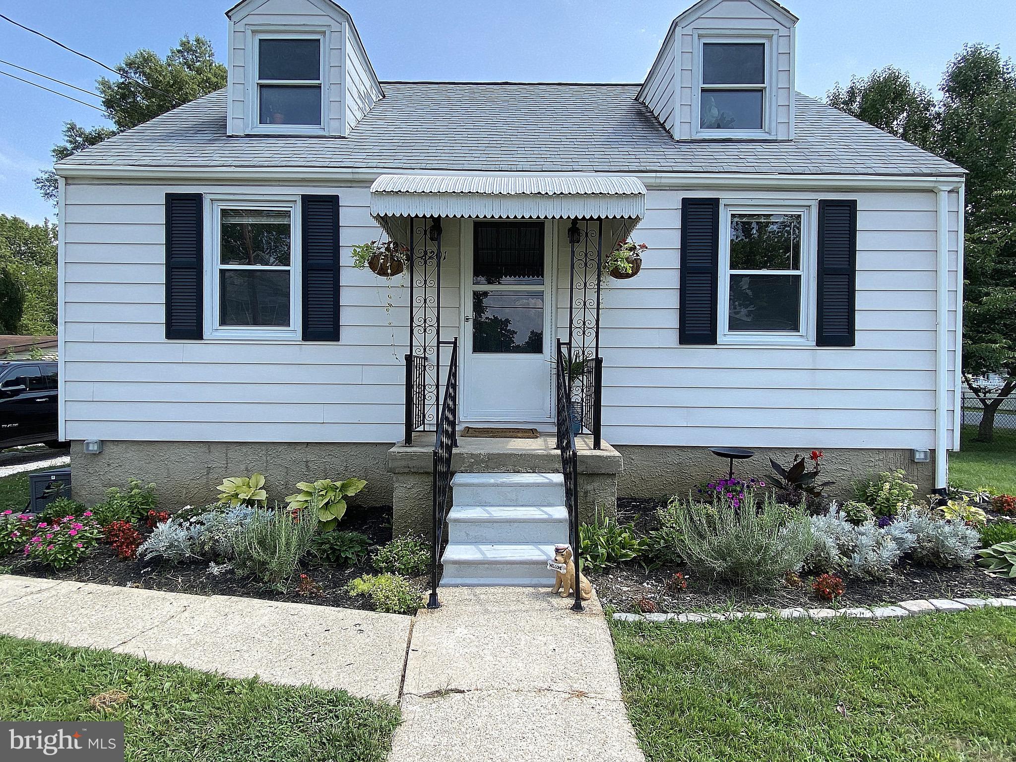 2201 Middleborough Road Essex, MD 21221 - Photo 8 of 77 Gallery Image 8