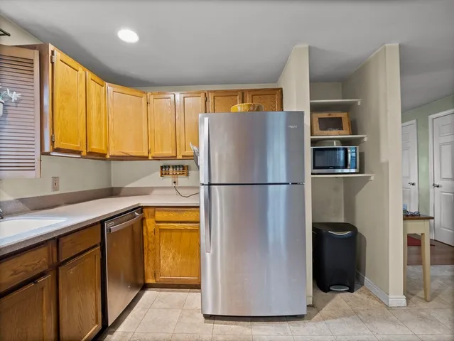 $395,000 | 106 Lundberg Street, Unit 6, Lowell, MA 01852