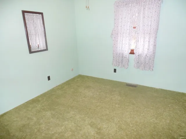 $279,000 | 15312 West 50th Road North, Linton, IN 47441